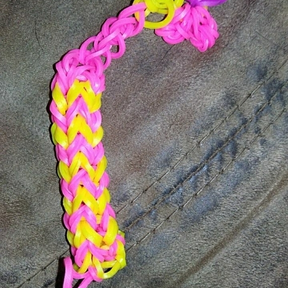 Pen and a pin holder - Picture 4 of 5